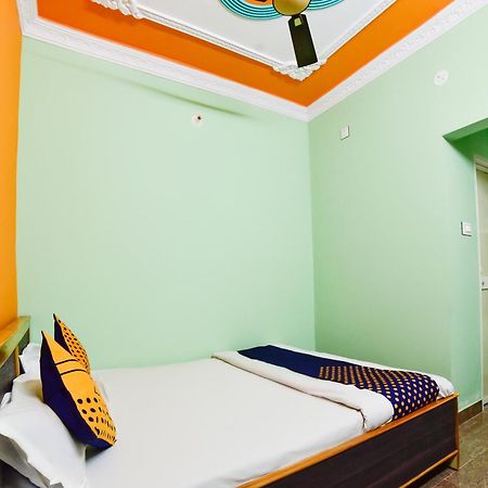 Spot On Devlok Guest House Patna  Dış mekan fotoğraf