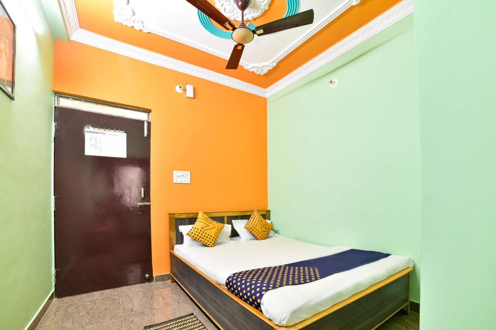 Spot On Devlok Guest House Patna  Dış mekan fotoğraf